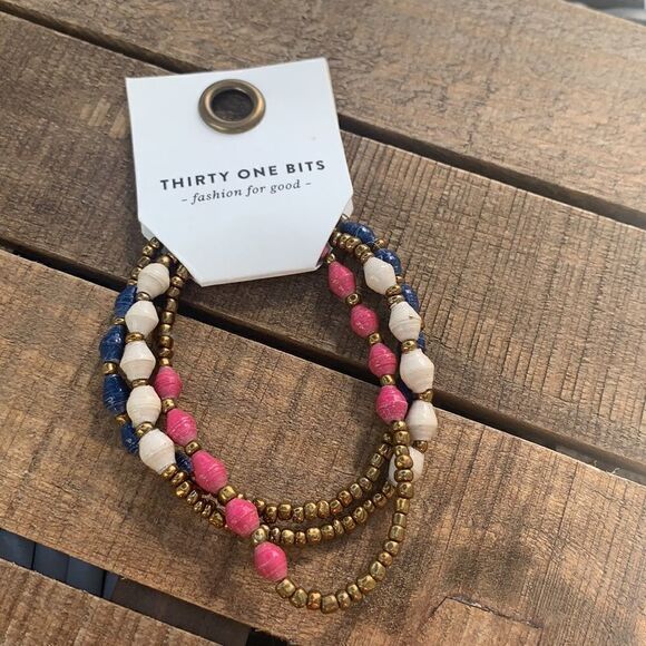 NWT 31 Bits Set of 3 Dot Bracelets - Picture 1 of 5